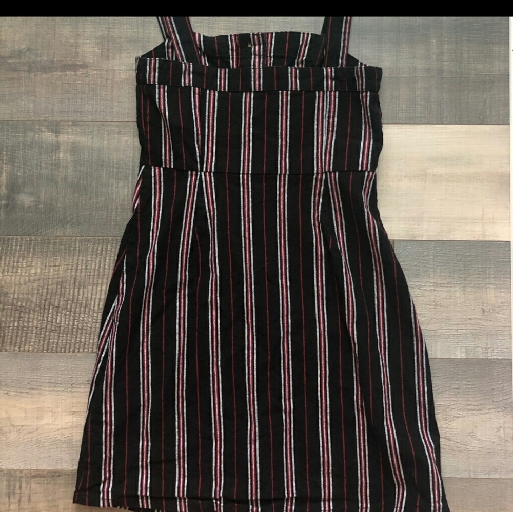 Striped button up Hollister dress - Picture 2 of 4